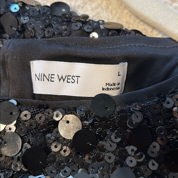 NWOT Nine West Black Sequin Top with Bow Women's Size Large - Picture 6 of 6